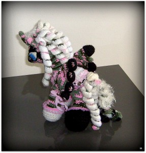 háčkovaný poník háčkovaný poník