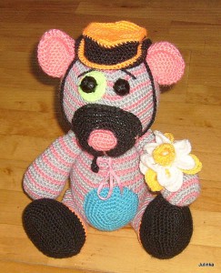 háčkovaný medvídek