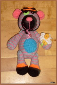 háčkovaný medvídek
