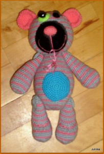 háčkovaný medvídek